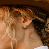 Elephant Hair Stud Earrings in 18K Gold