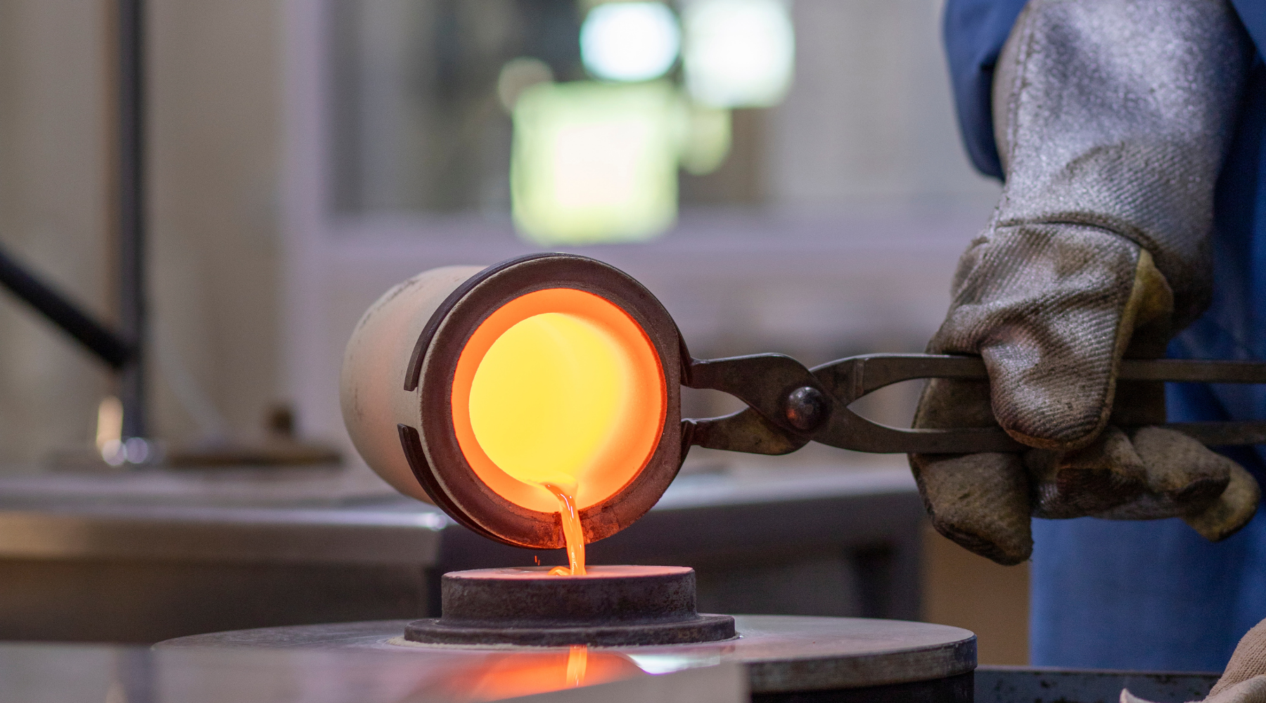 The role of the hand in modern craftsmanship – Patrick Mavros